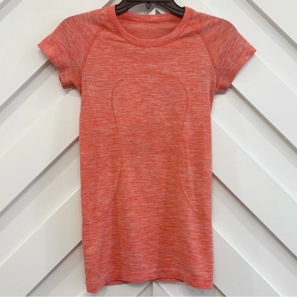 Lululemon Swiftly Tech Short Sleeve Shirt Size 4 Heathered Orange Red Color